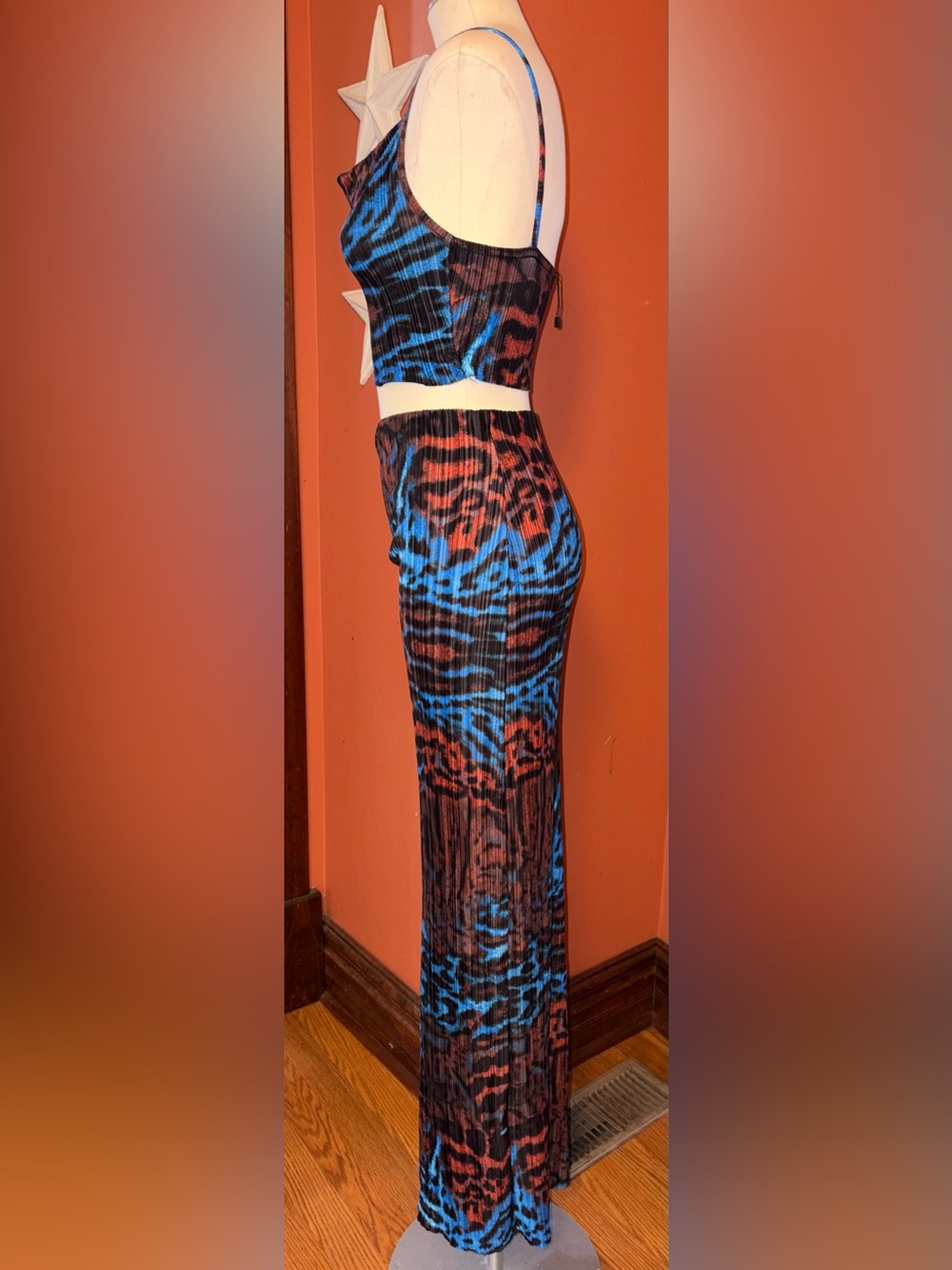 PrettyLittleThing NWOT maxi skirt set - Picture 3 of 7